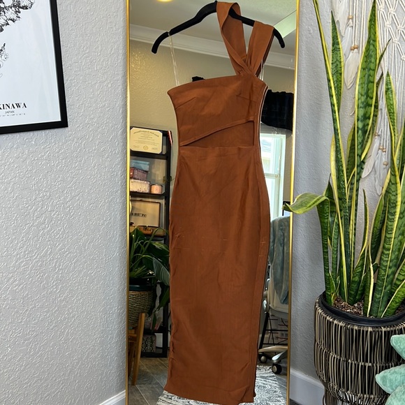 HOUSE OF CB 'Aina' Tan Cut Out Bandage Midi Dress NWOT - Picture 7 of 11